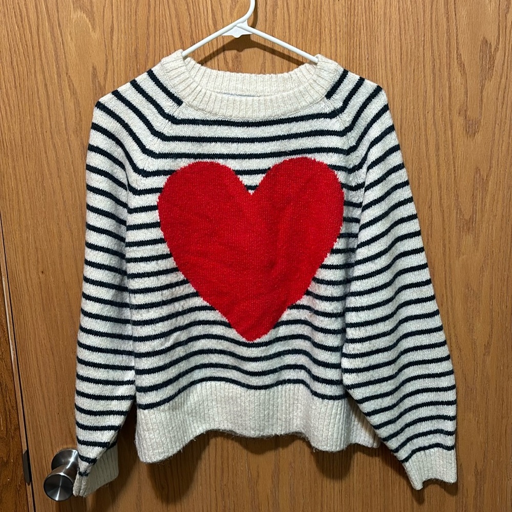 Old Navy Sweater
